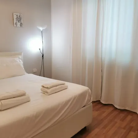 Perfect For Centre And Miramare Апартаменты
