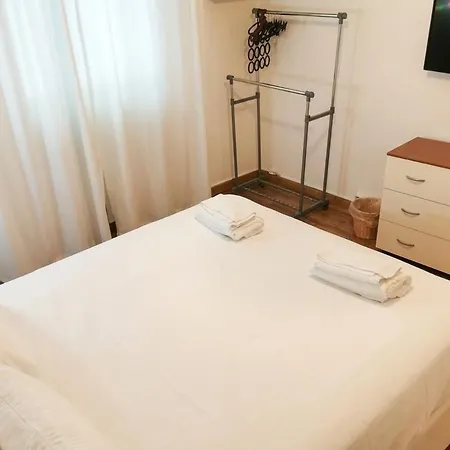Perfect For Centre And Miramare Lejlighed