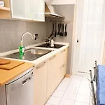 아파트 Perfect For Centre And Miramare *