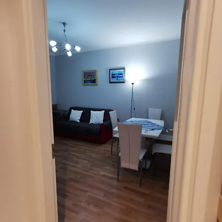 Διαμέρισμα Perfect For Centre And Miramare *